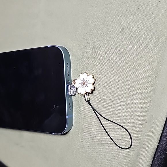 IPhone Charge Port Dust Plug - Picture 4 of 4